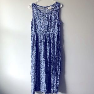 Cute Blue and white floral maxi dress